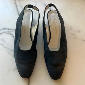 Robert Clergerie Blue/grey suede leather slingbacks. Size 7.